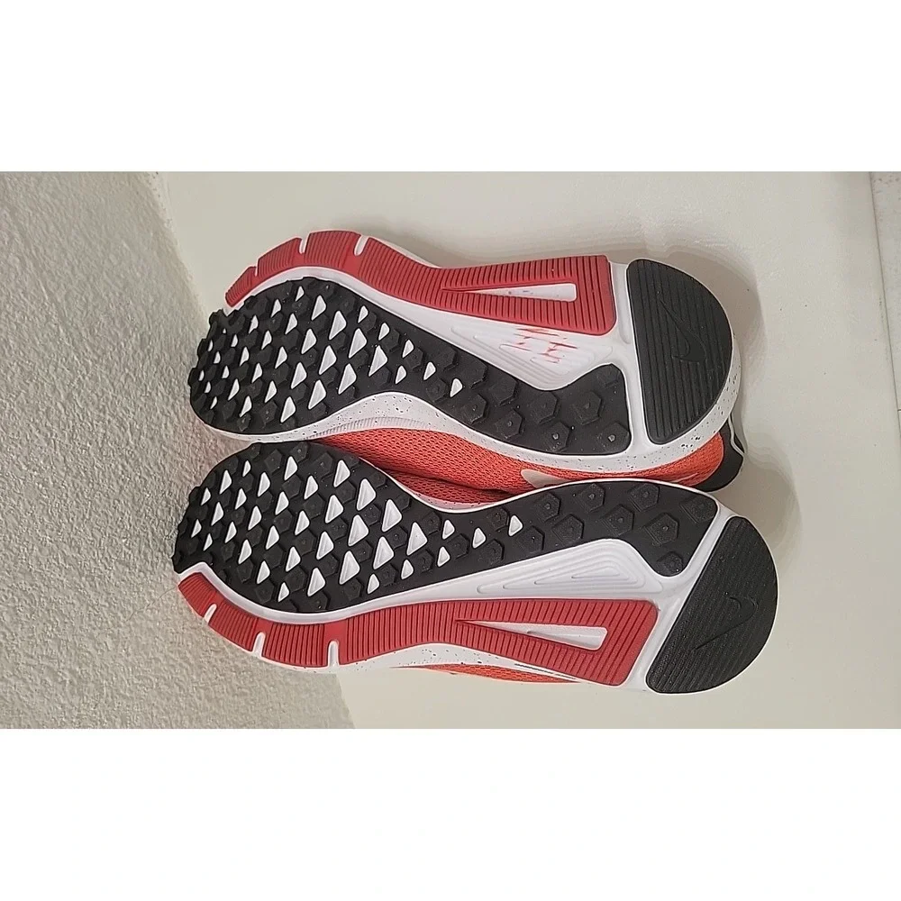 Nike Quest 2 SE Men's running‎ shoes Orange and black size 12  New